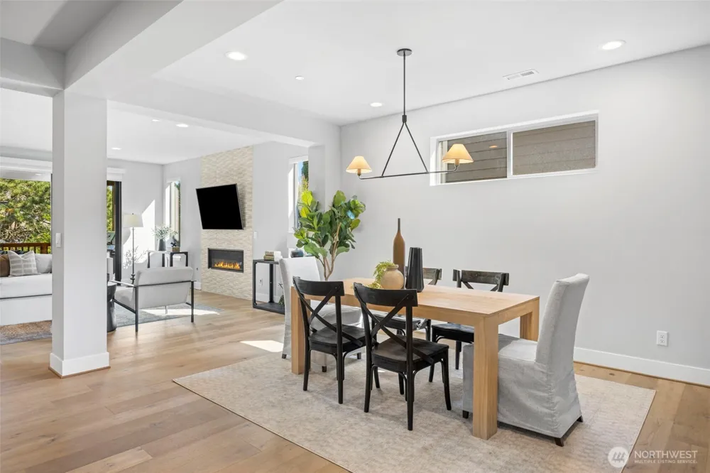 16022 124th Court NE Woodinville, WA 98072