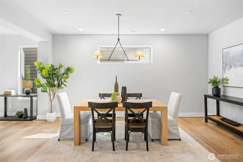 16022 124th Court NE Woodinville, WA 98072