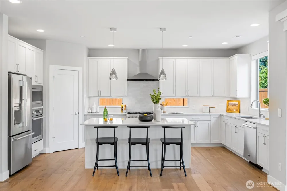 16022 124th Court NE Woodinville, WA 98072