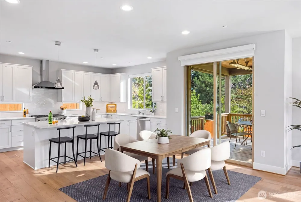 16022 124th Court NE Woodinville, WA 98072