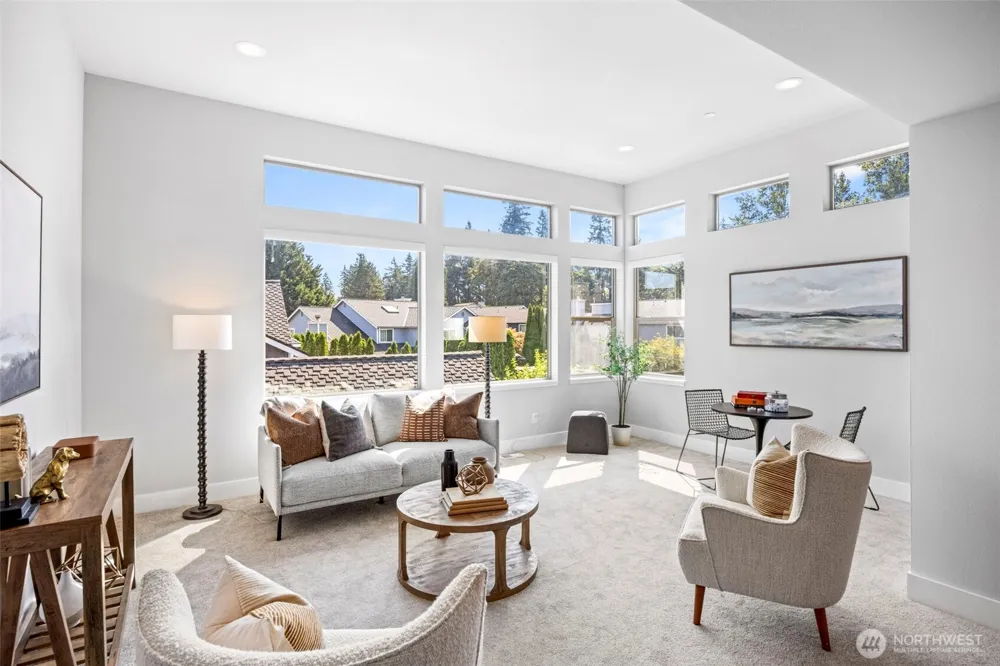 16022 124th Court NE Woodinville, WA 98072