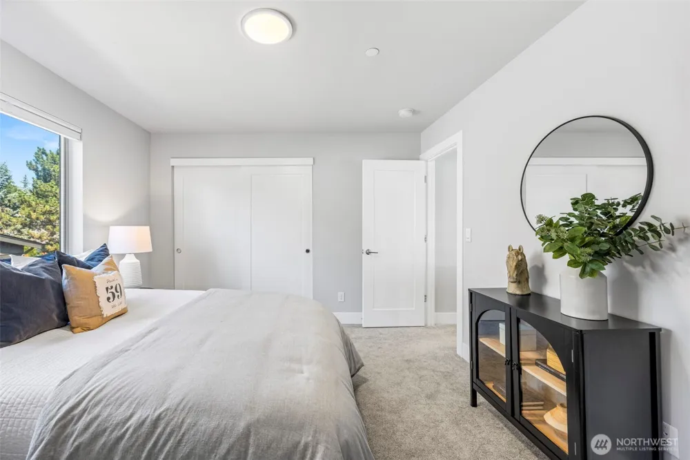 16022 124th Court NE Woodinville, WA 98072
