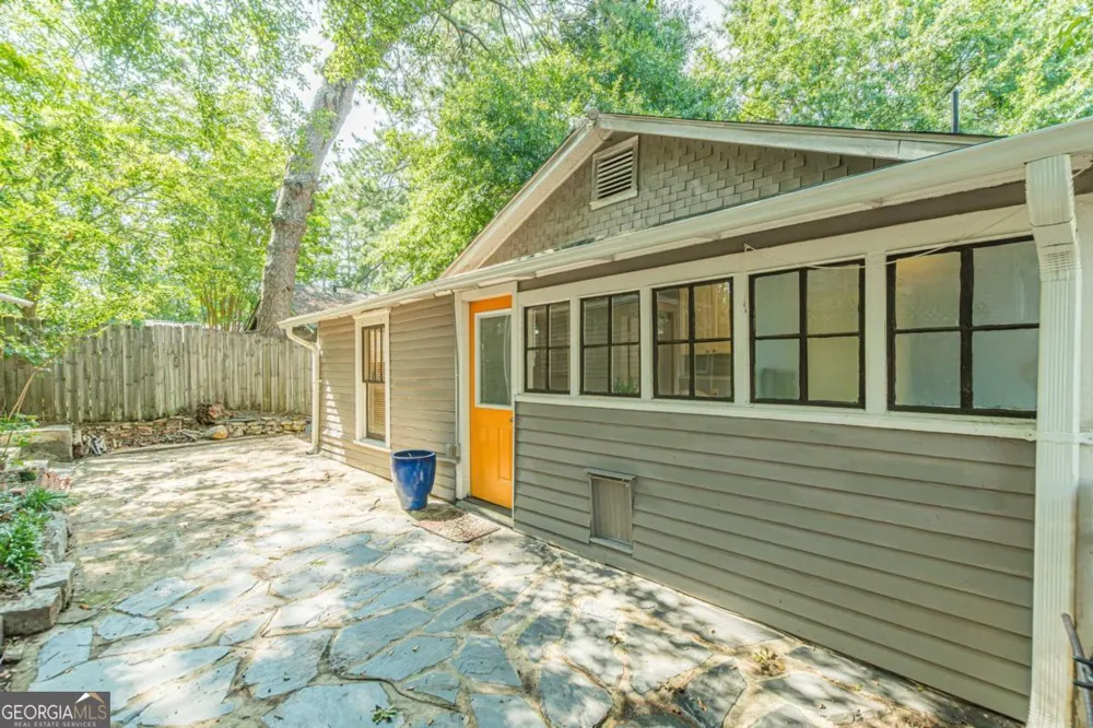 1701 Neely AVE East Point, GA 30344