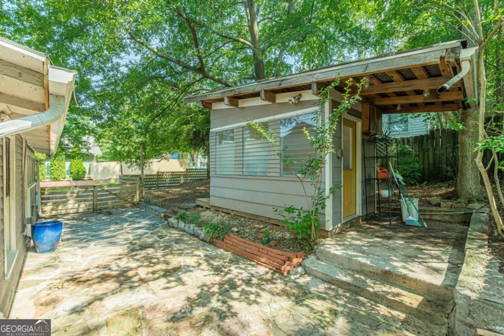 1701 Neely AVE East Point, GA 30344