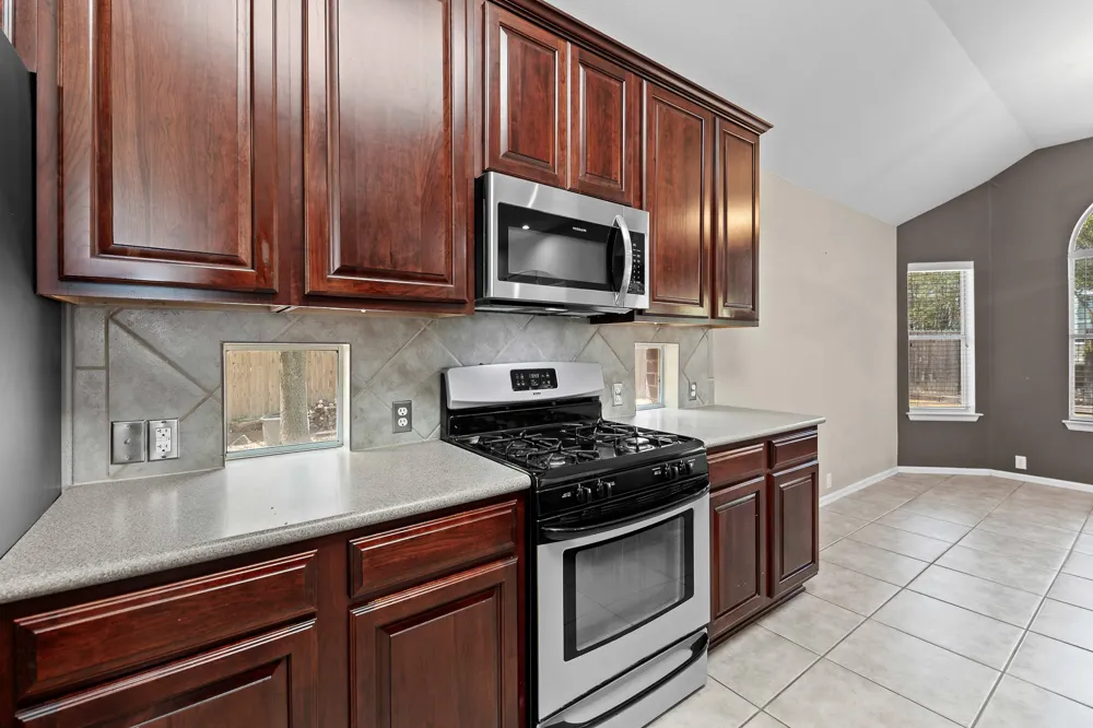 352 Sweet Gum Kyle, TX 78640