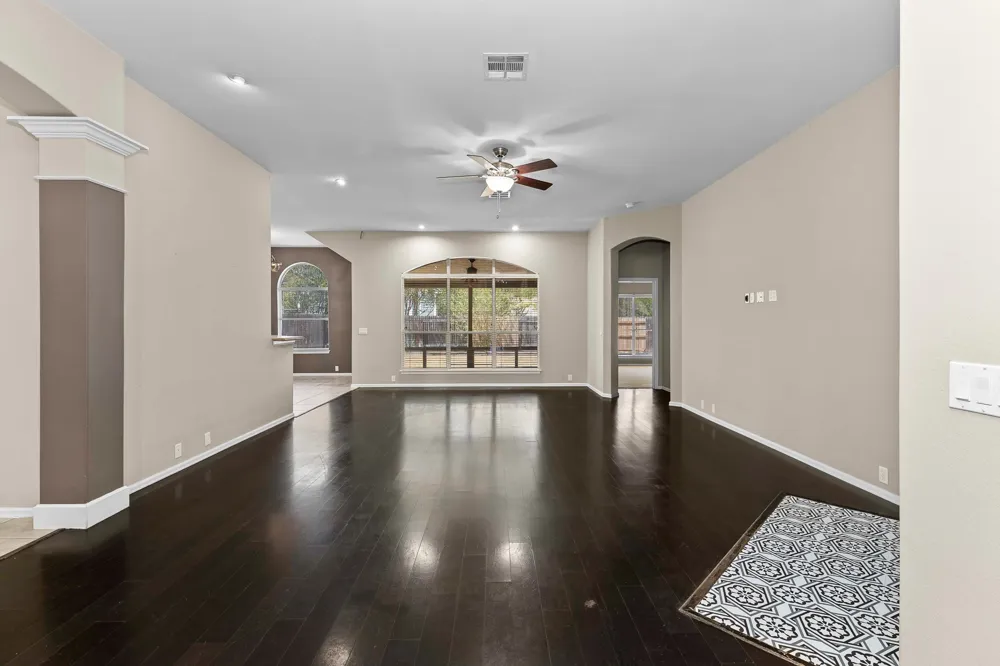 352 Sweet Gum Kyle, TX 78640