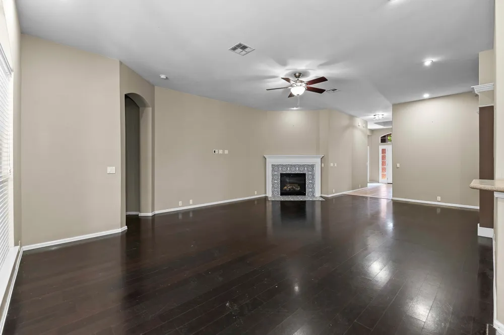 352 Sweet Gum Kyle, TX 78640