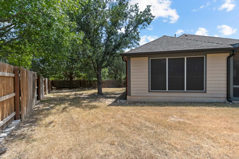 352 Sweet Gum Kyle, TX 78640