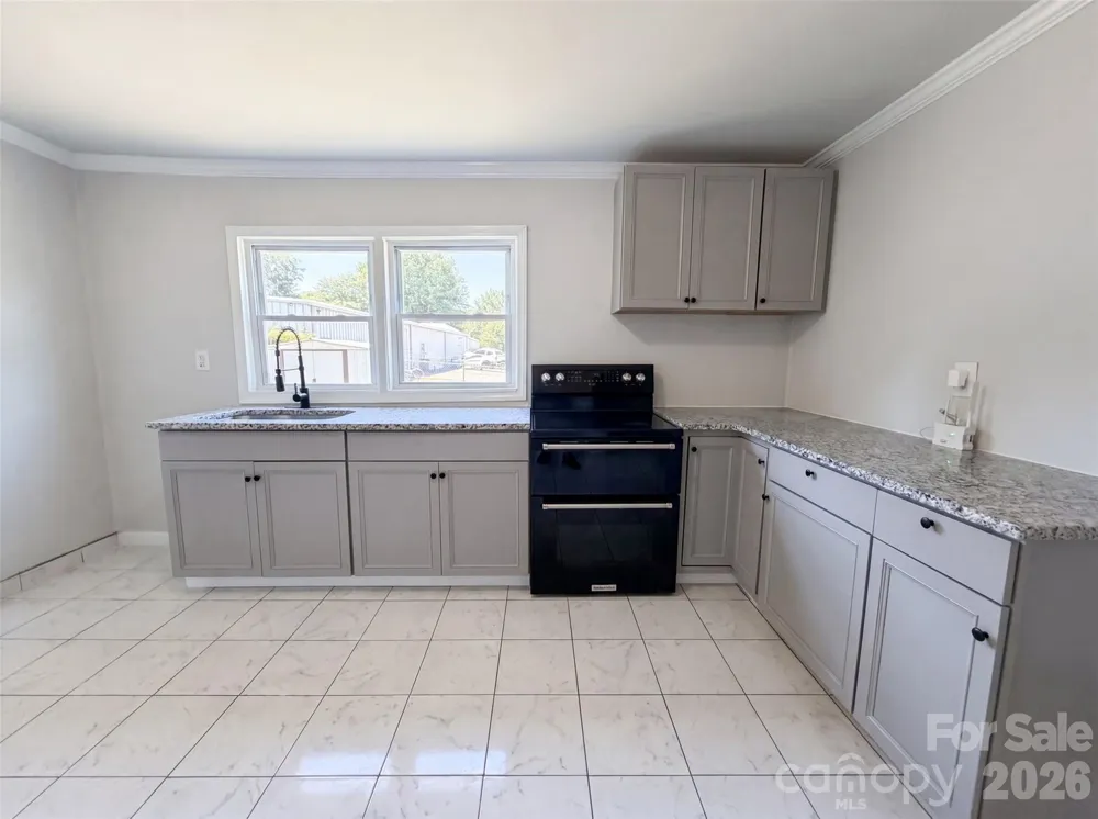 123 E Farmview Street Gastonia, NC 28054