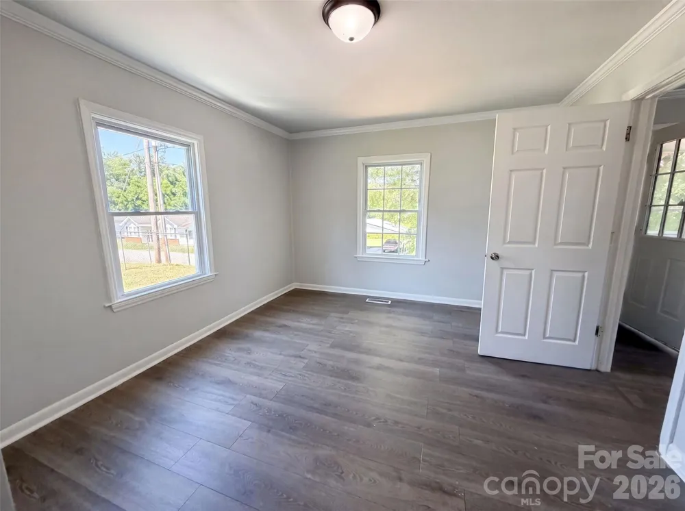 123 E Farmview Street Gastonia, NC 28054