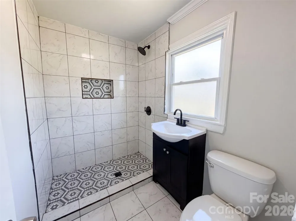123 E Farmview Street Gastonia, NC 28054