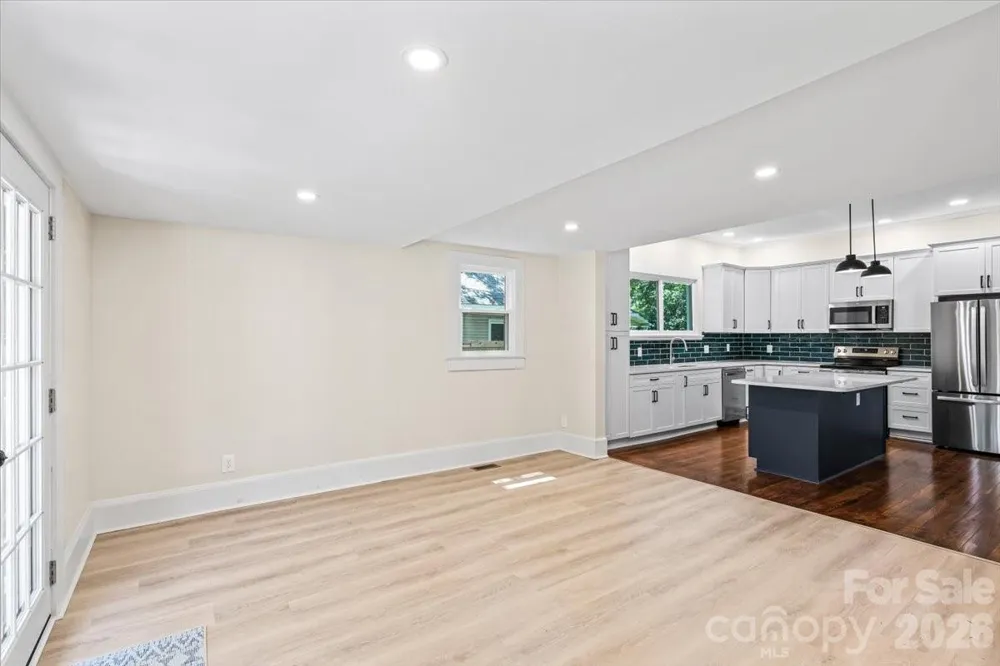 317 S Ridge Avenue Kannapolis, NC 28083