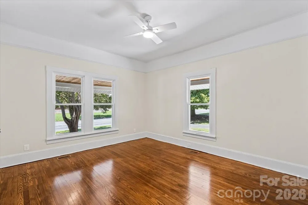 317 S Ridge Avenue Kannapolis, NC 28083