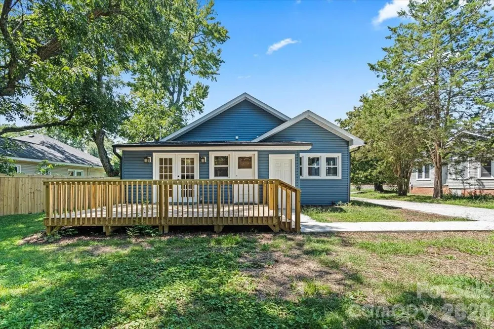 317 S Ridge Avenue Kannapolis, NC 28083