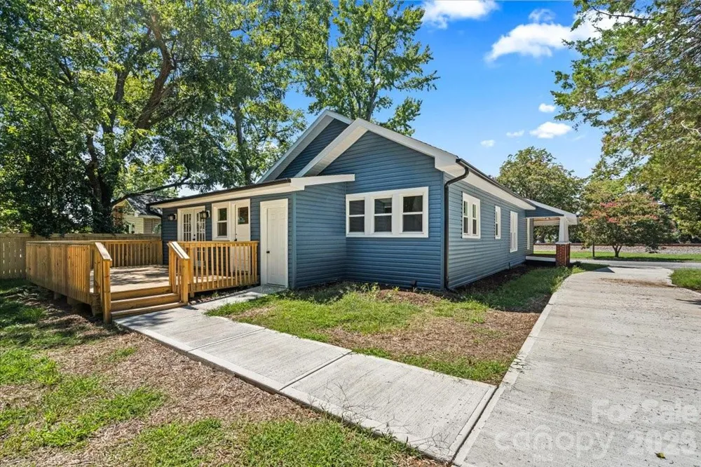 317 S Ridge Avenue Kannapolis, NC 28083