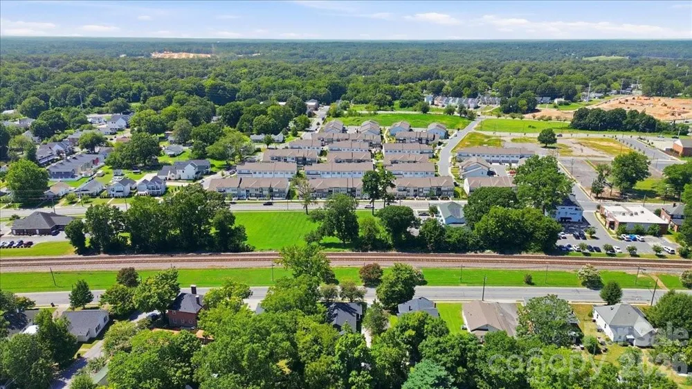 317 S Ridge Avenue Kannapolis, NC 28083