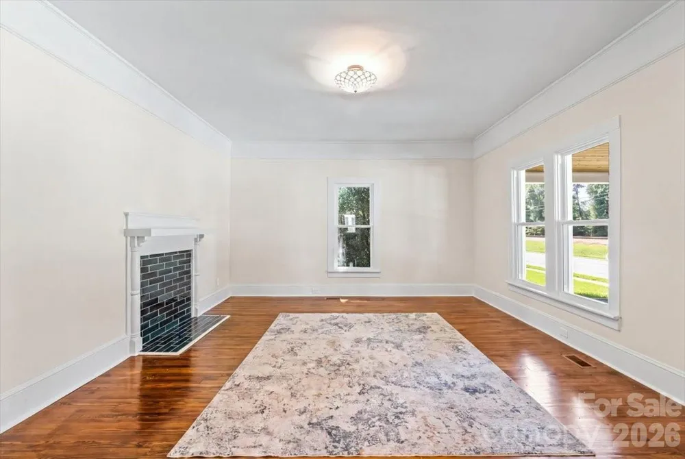 317 S Ridge Avenue Kannapolis, NC 28083