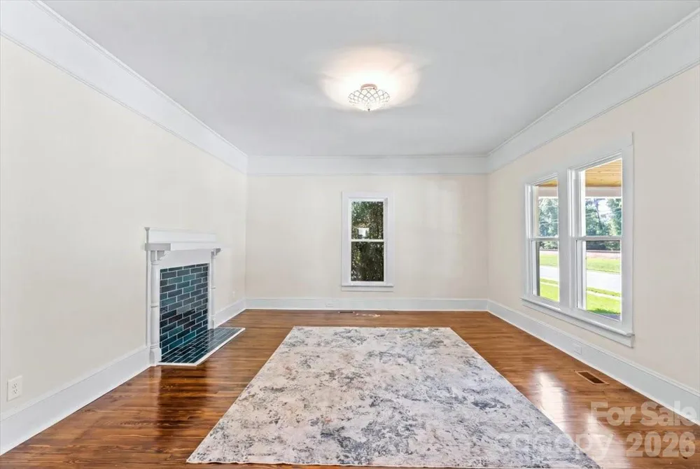 317 S Ridge Avenue Kannapolis, NC 28083