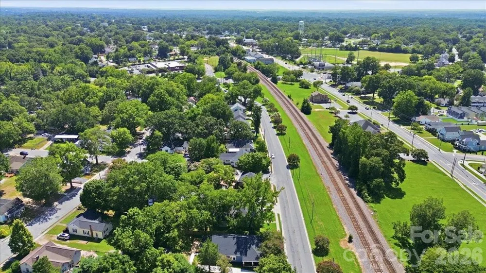 317 S Ridge Avenue Kannapolis, NC 28083