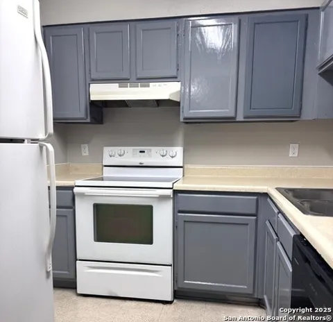 11303 Bel Air Unit B