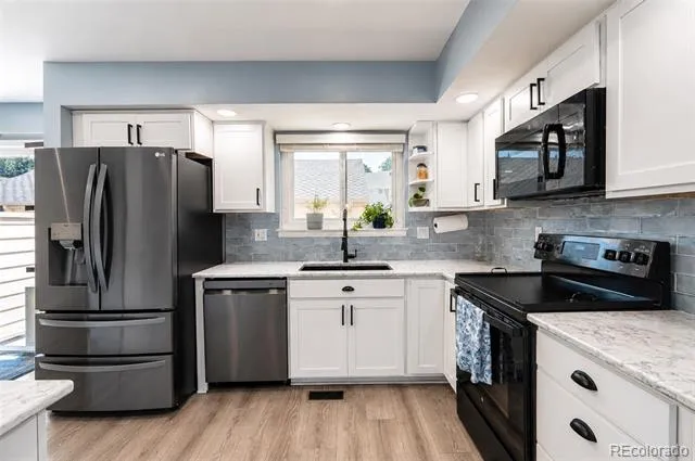 6937 E Briarwood Drive Centennial, CO 80112