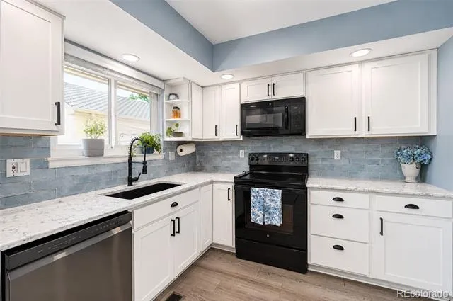 6937 E Briarwood Drive Centennial, CO 80112