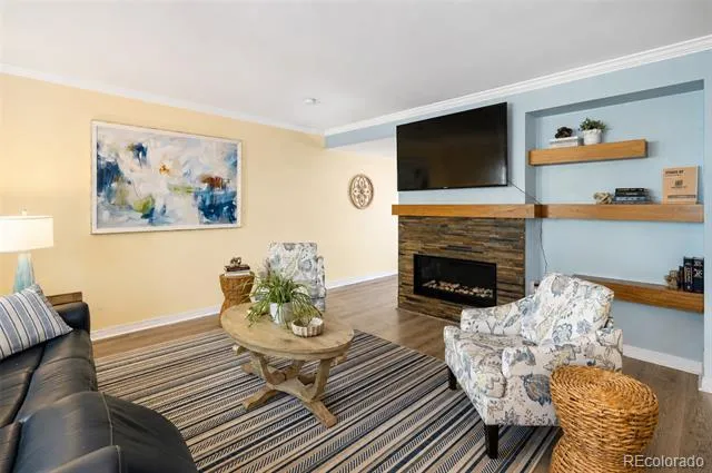 6937 E Briarwood Drive Centennial, CO 80112