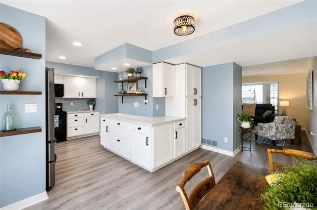 6937 E Briarwood Drive Centennial, CO 80112