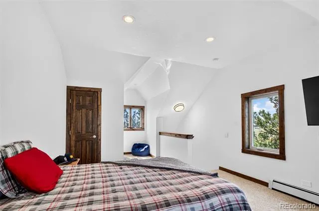 1516 Bluebird Trail Elizabeth, CO 80107
