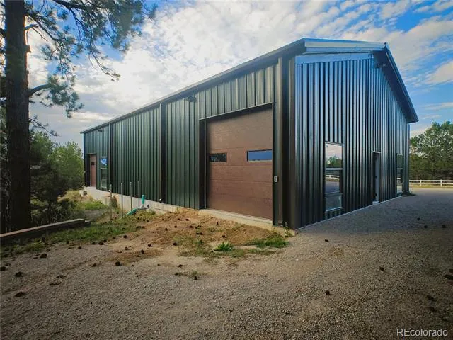 1516 Bluebird Trail Elizabeth, CO 80107