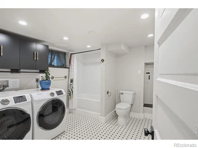 4276 Green Court Denver, CO 80211
