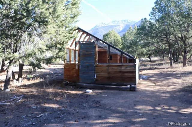 2077 Medicine Bow Overlook Crestone, CO 81131