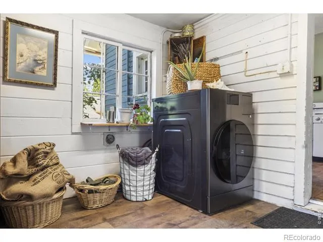 128 Bowen Street Longmont, CO 80501