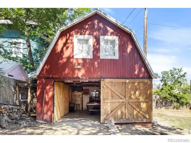 128 Bowen Street Longmont, CO 80501