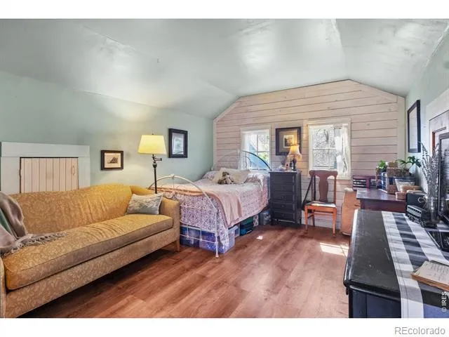 128 Bowen Street Longmont, CO 80501