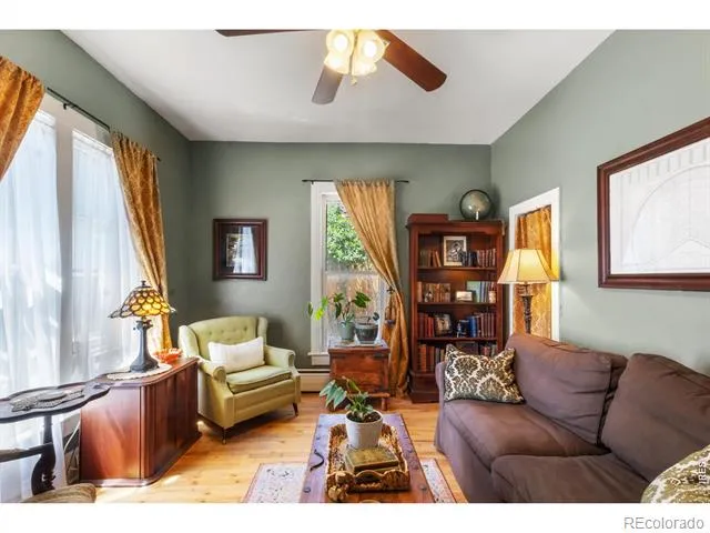 128 Bowen Street Longmont, CO 80501