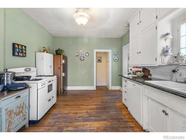 128 Bowen Street Longmont, CO 80501
