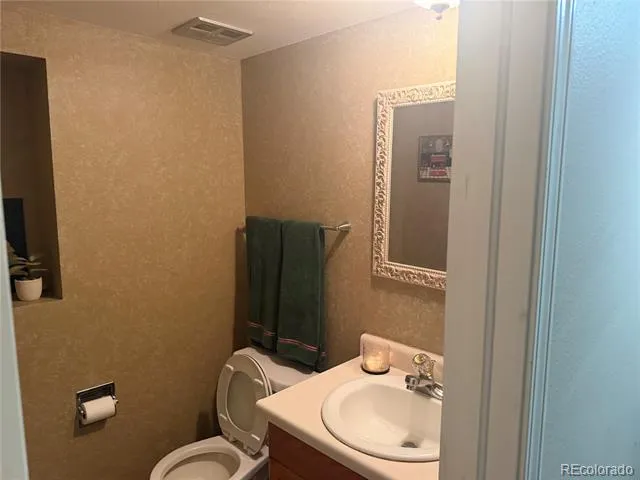 2069 S Macon Way Aurora, CO 80014