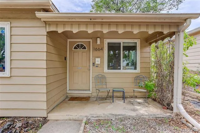 1664 Ironton Street Aurora, CO 80010