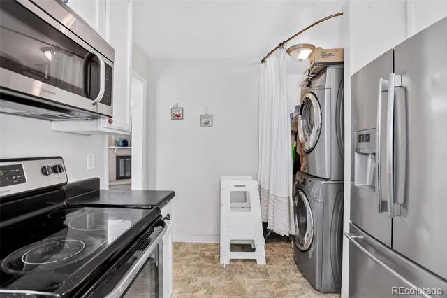 1664 Ironton Street Aurora, CO 80010