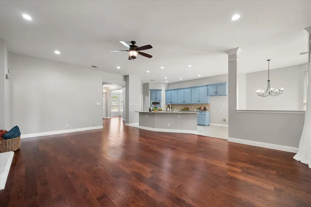 1815 Lakes Edge Boulevard Mansfield, TX 76063