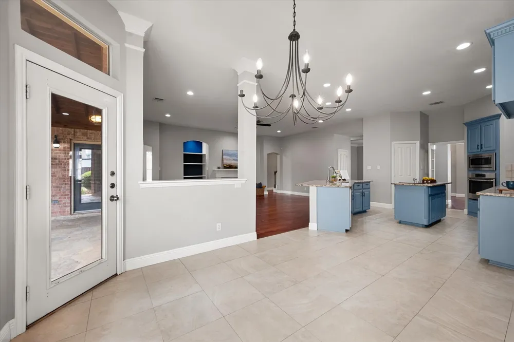 1815 Lakes Edge Boulevard Mansfield, TX 76063