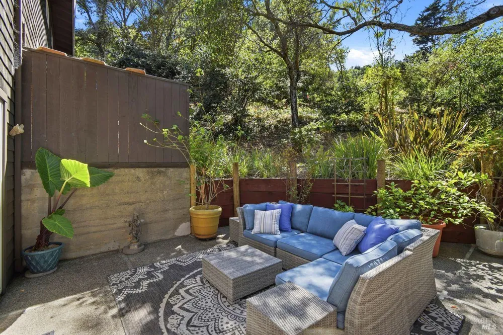 1411 Casa Buena Drive ##36 Corte Madera, CA 94925