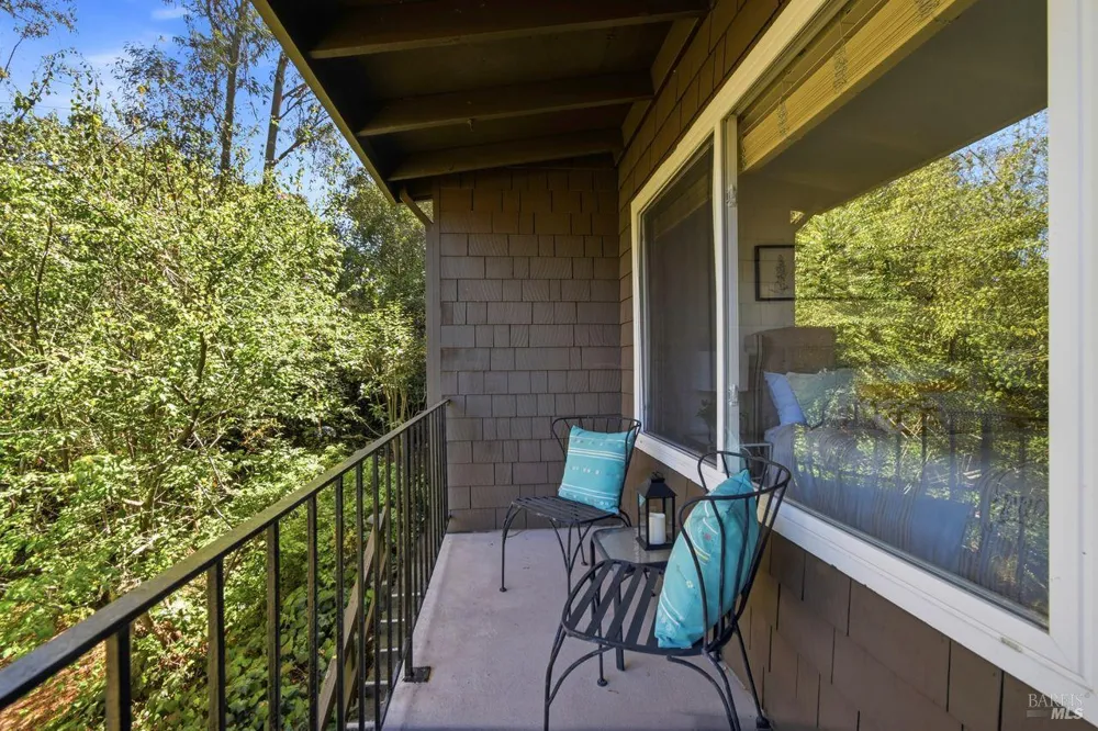 1411 Casa Buena Drive ##36 Corte Madera, CA 94925