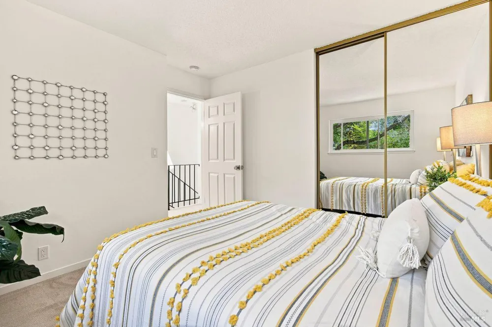 1411 Casa Buena Drive ##36 Corte Madera, CA 94925