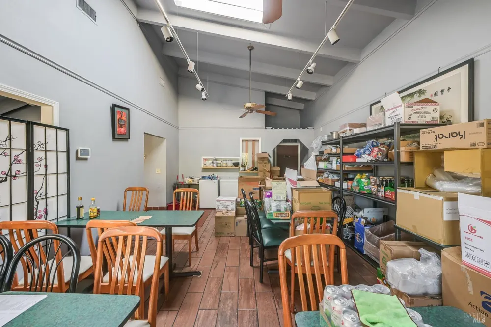 4162 Redwood Highway San Rafael, CA 94903