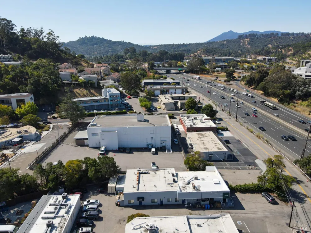 4162 Redwood Highway San Rafael, CA 94903