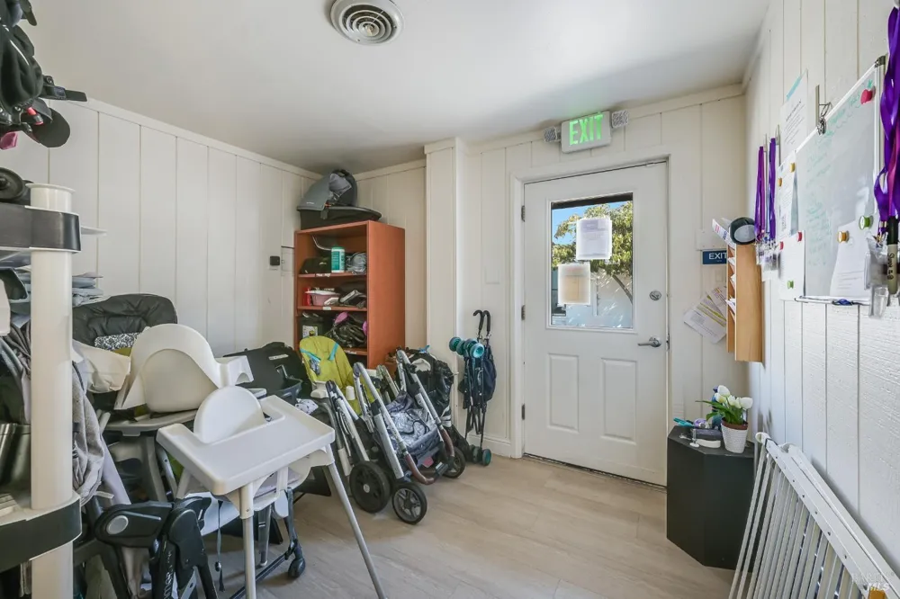 4162 Redwood Highway San Rafael, CA 94903