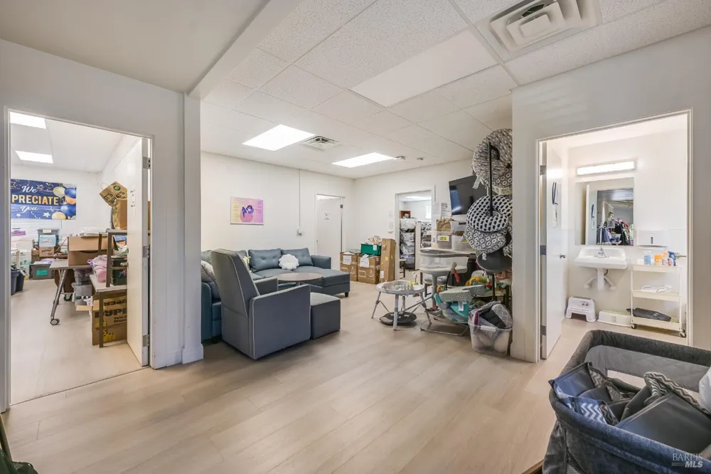 4162 Redwood Highway San Rafael, CA 94903