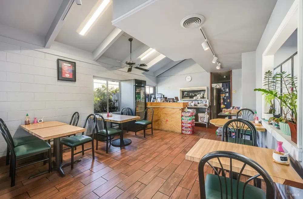 4162 Redwood Highway San Rafael, CA 94903